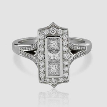 Princess cut Diamond ring