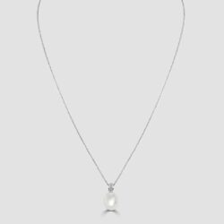 Drop shape pearl and diamond pendant