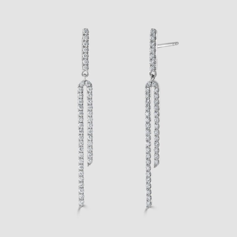 18ct white gold staggered diamond earrings