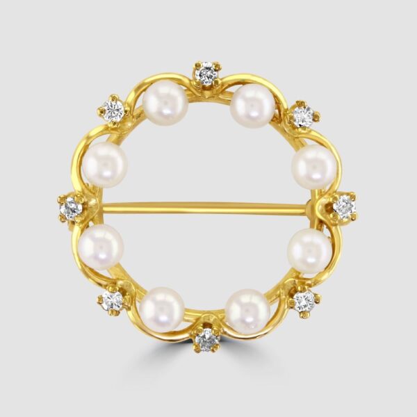9ct gold pearl and diamond circular brooch