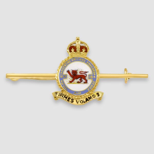 Gold and enamel Royal Air Force (Argentine British) brooch