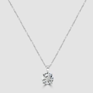 Laboratory diamond four claw pendant and chain